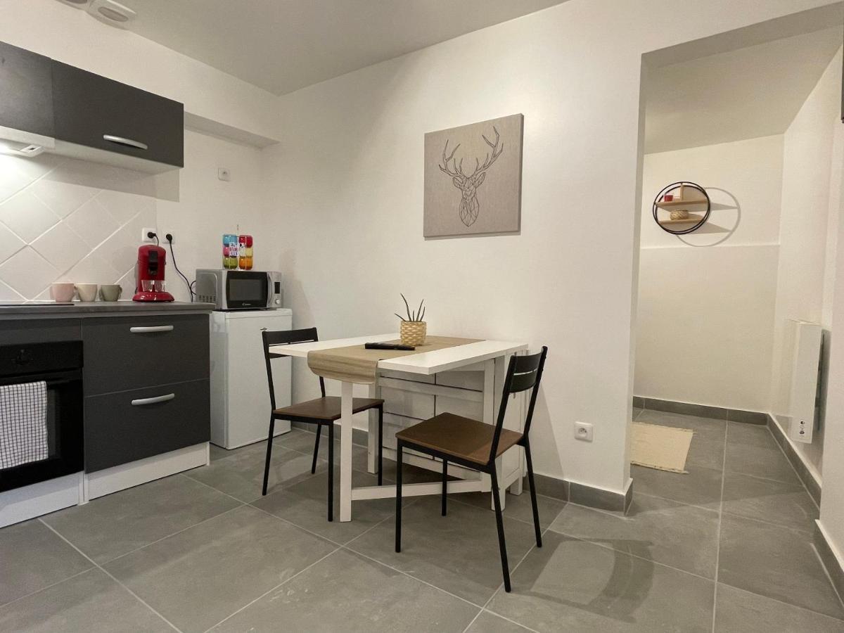 Grand Studio Tout Equipe Proche Paris & Disneyland Ozoir-la-Ferrière Exteriör bild