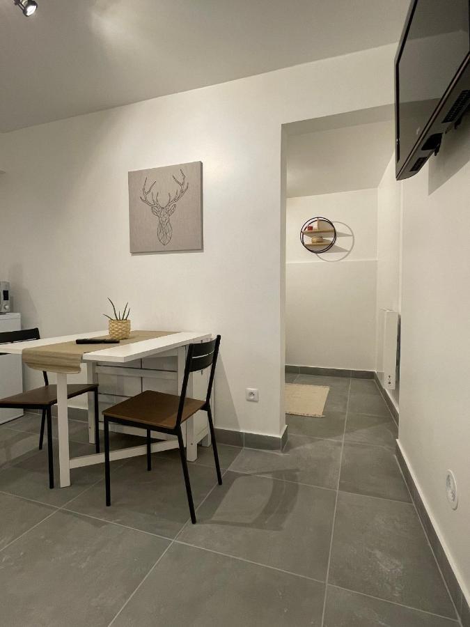 Grand Studio Tout Equipe Proche Paris & Disneyland Ozoir-la-Ferrière Exteriör bild